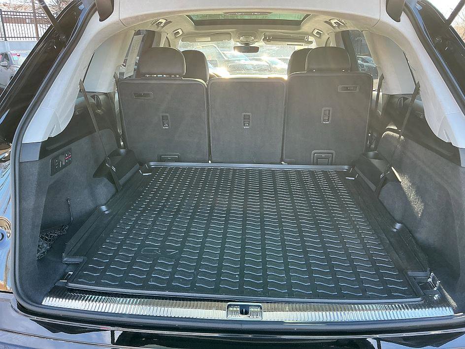 Used 2023 Audi Q7 3.0T Prestige w/ Prestige Package image 27