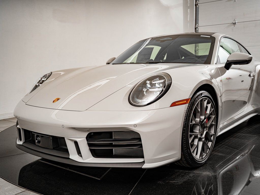 New 2026 Porsche 911 Carrera 4S image 15