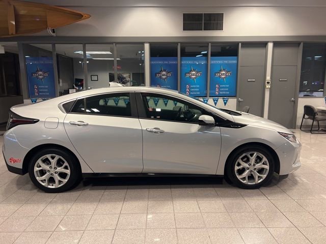 Used 2018 Chevrolet Volt Premier FWD image 8