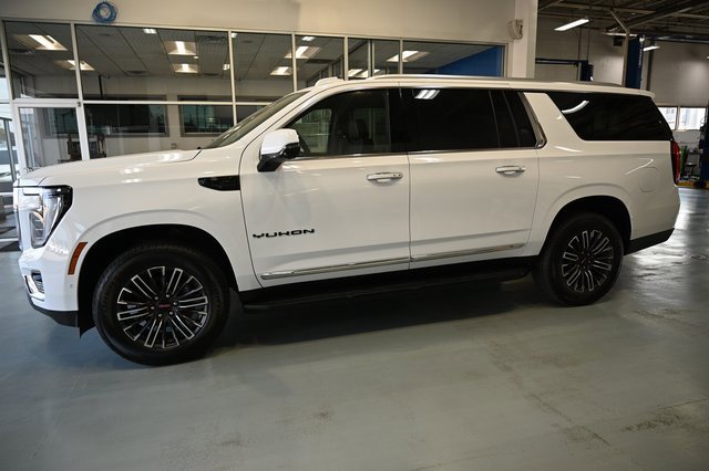 New 2026 GMC Yukon XL Elevation image 7