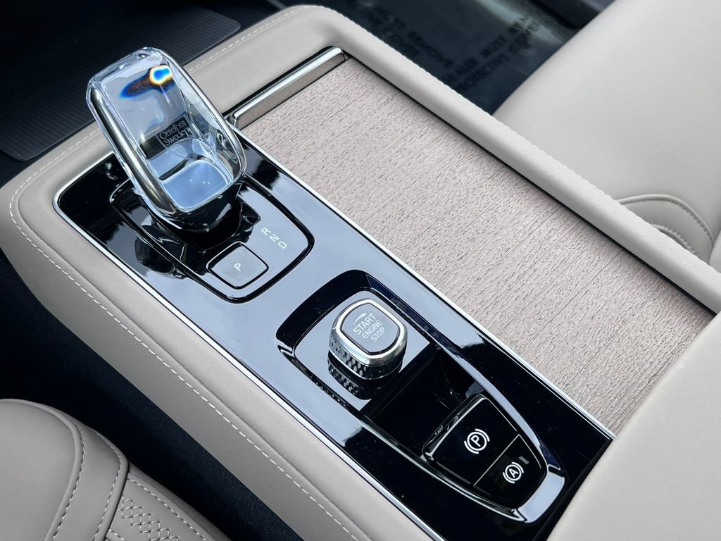 New 2026 Volvo XC90 B5 Core AWD/4WD image 27
