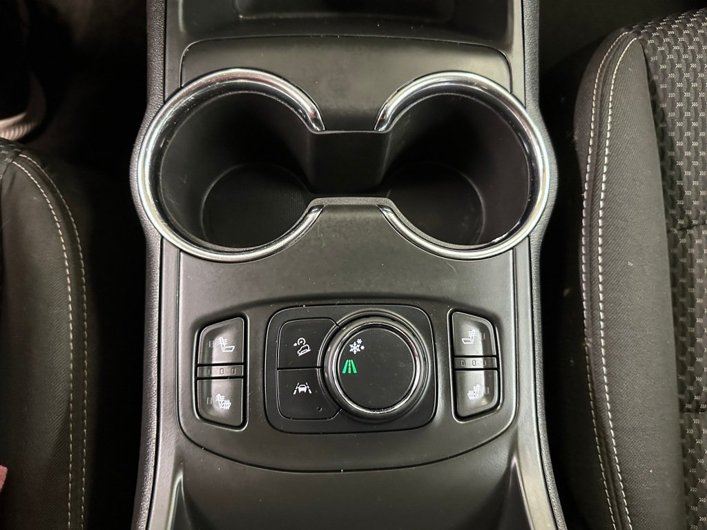 Used 2023 GMC Terrain SLE w/ Driver Convenience Package FWD image 16