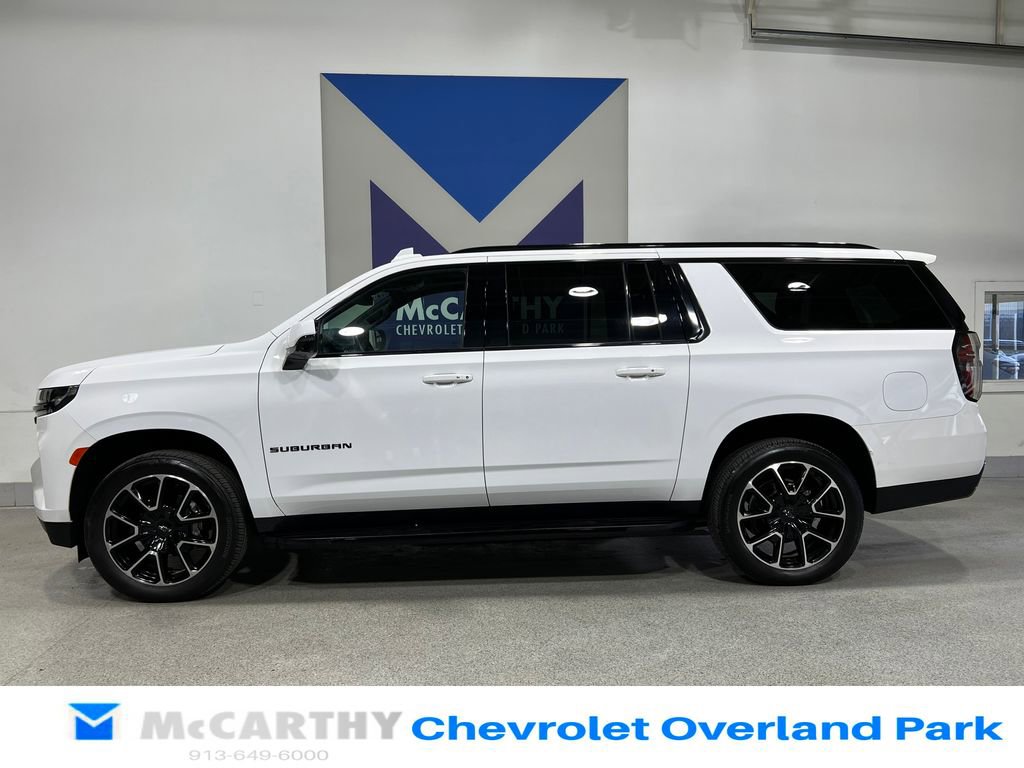 Used 2024 Chevrolet Suburban RST w/ Luxury Package AWD/4WD image 8