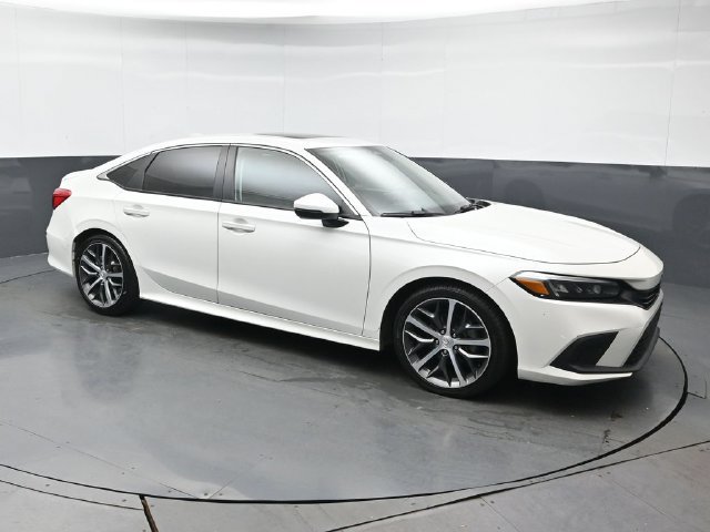 Used 2023 Honda Civic Touring image 7
