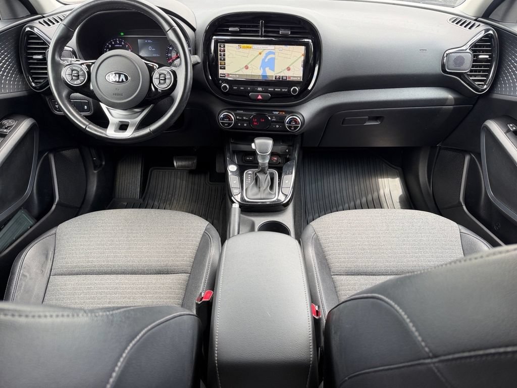 Used 2020 Kia Soul EX w/ Option Group 015 FWD image 16