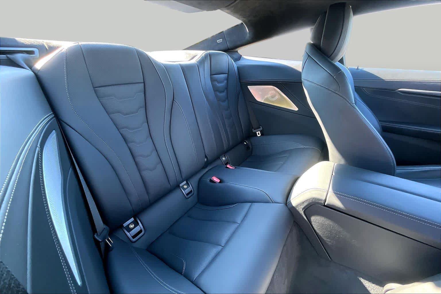 Used 2025 BMW M850i xDrive Coupe w/ M Sport Professional Package AWD/4WD image 19
