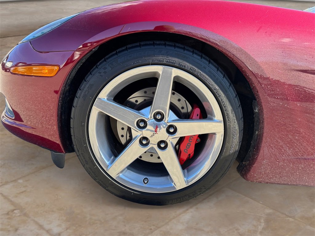Used 2005 Chevrolet Corvette Coupe w/ Preferred Equipment Group image 14
