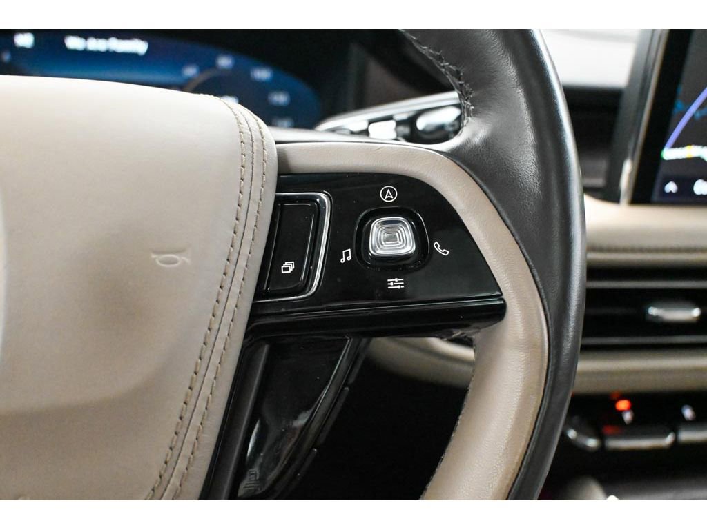 Used 2023 Lincoln Aviator Grand Touring w/ Equipment Group 301A AWD/4WD image 45