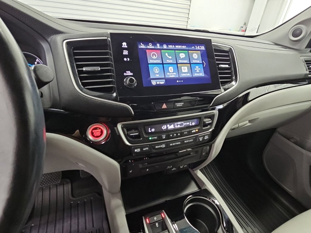 Used 2021 Honda Pilot Touring image 13
