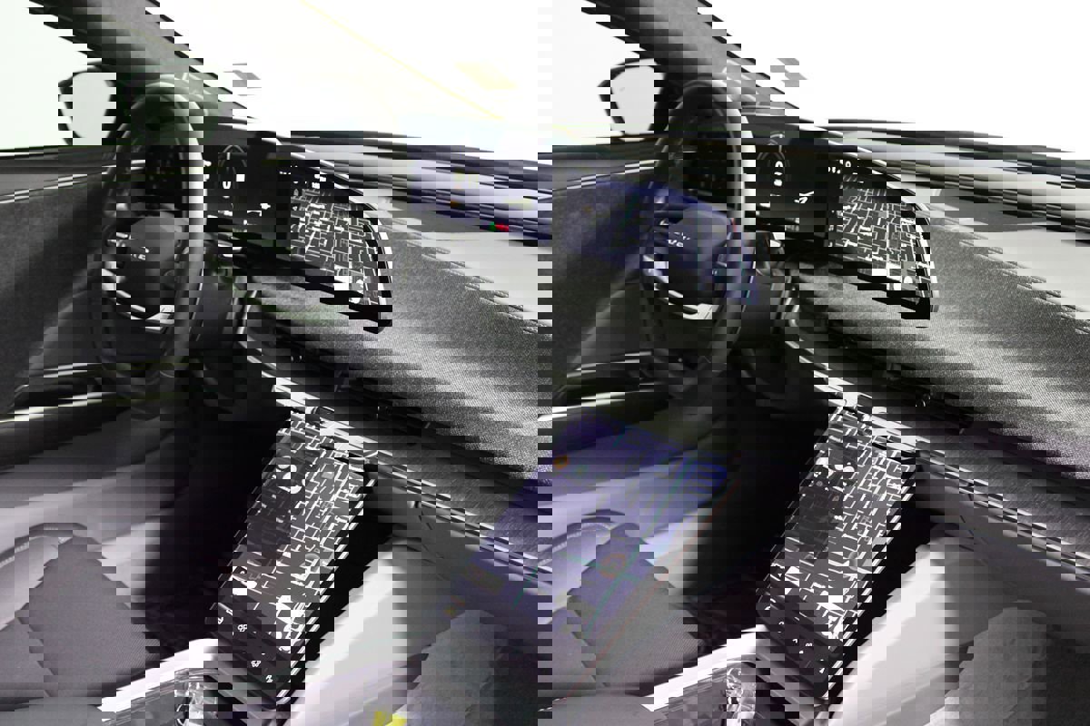 Used 2024 Lucid Air Pure image 15