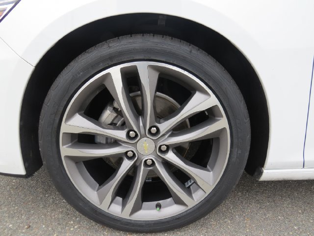 Used 2022 Chevrolet Malibu LT FWD image 10