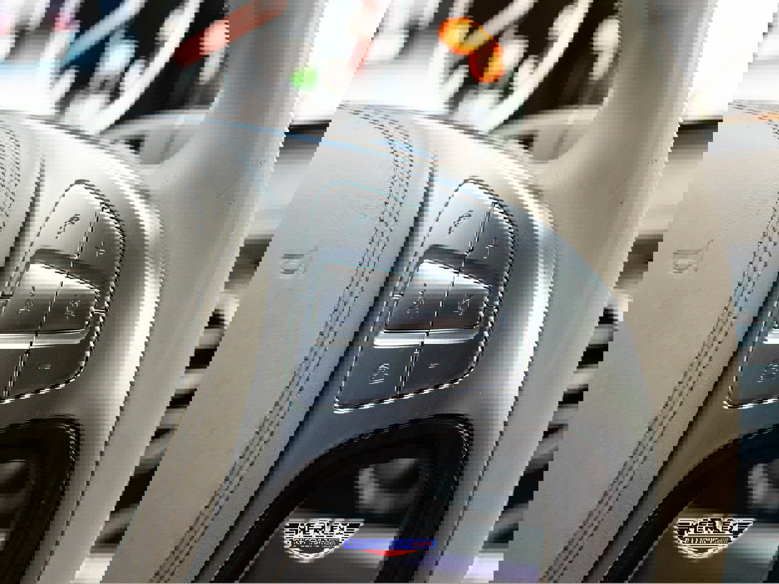 Used 2015 Mercedes-Benz S 550 Sedan image 23