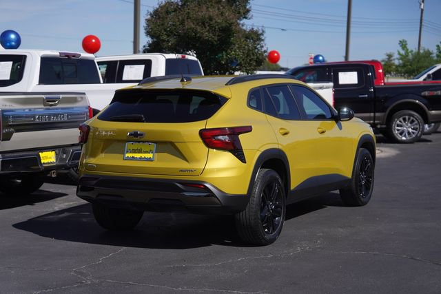 Used 2024 Chevrolet Trax ACTIV w/ Driver Confidence Package image 6
