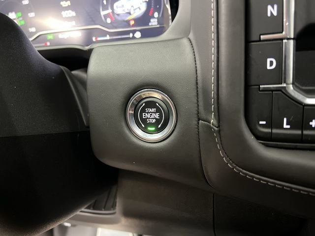 Certified 2023 GMC Yukon Denali Ultimate AWD/4WD image 17