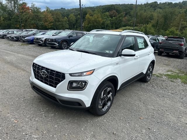 New 2025 Hyundai Venue SEL