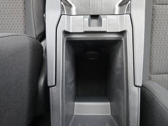 New 2026 Nissan Kicks S image 26