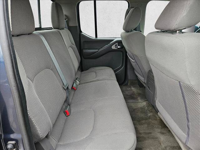Used 2016 Nissan Frontier SV AWD/4WD image 12