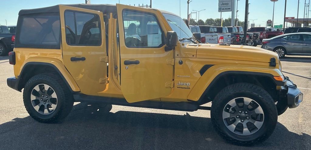Used 2018 Jeep Wrangler Unlimited Sahara AWD/4WD image 35