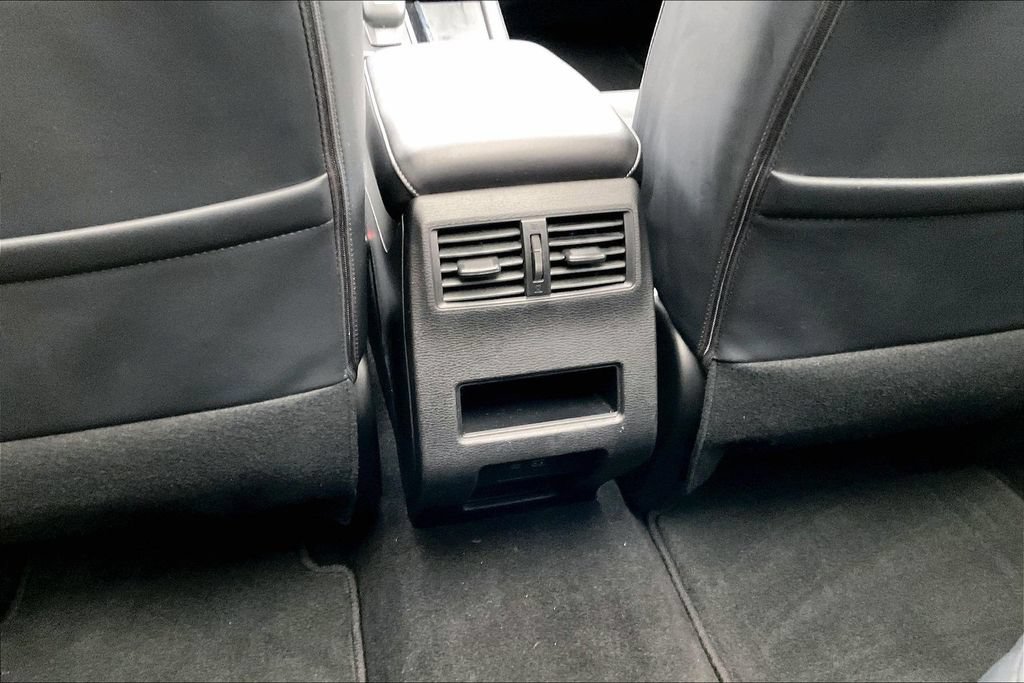 Used 2024 Mitsubishi Outlander SE AWD/4WD image 30