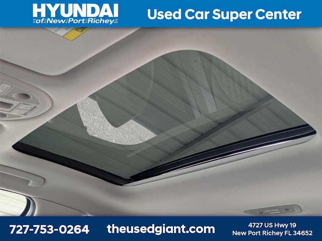 Used 2020 Genesis G70 2.0T w/ Elite Package image 24