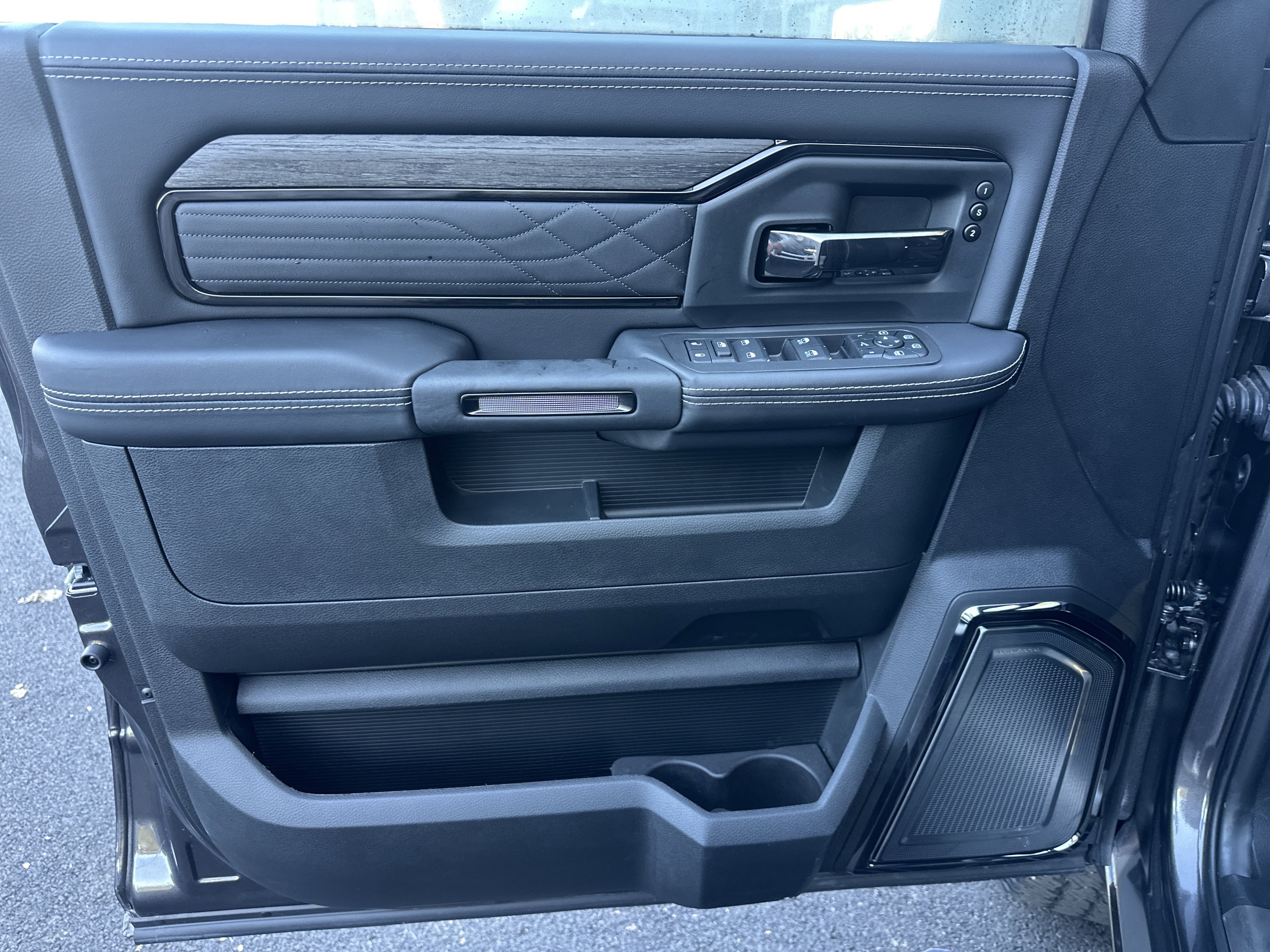 New 2026 RAM 2500 Limited image 31