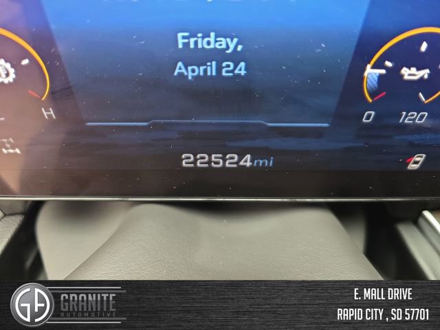 Used 2025 Chevrolet Tahoe High Country AWD/4WD image 16