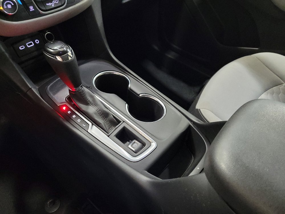 Used 2019 Chevrolet Equinox LS FWD image 26