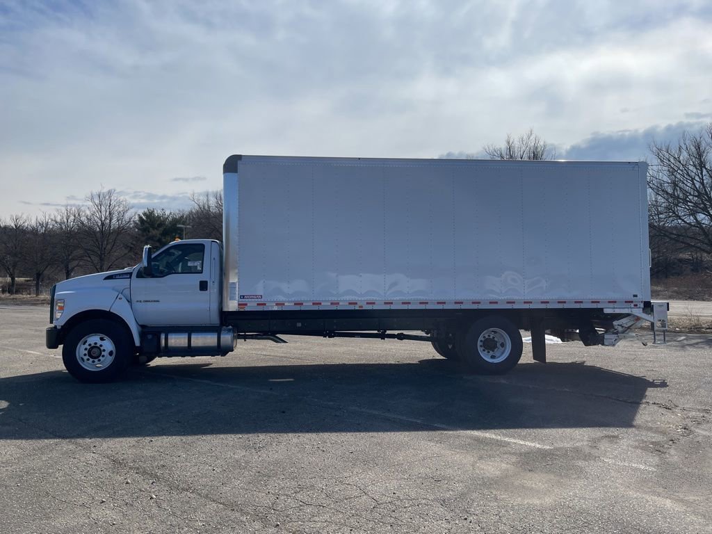 New 2026 Ford F750 2WD Regular Cab Super Duty image 2