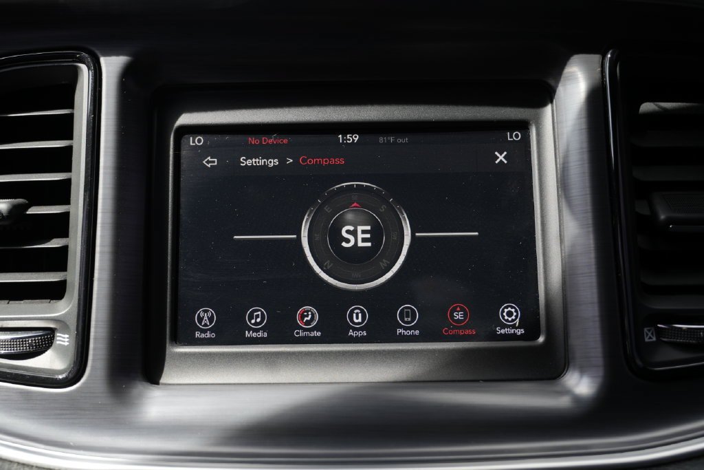 Used 2018 Dodge Challenger SXT RWD image 43