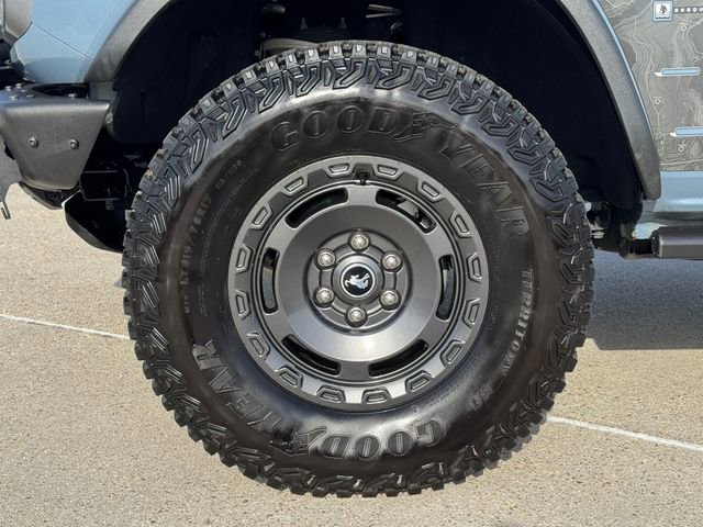 Used 2023 Ford Bronco Everglades image 14