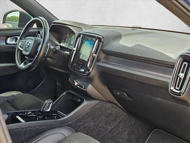 Used 2019 Volvo XC40 T5 R-Design AWD/4WD image 20