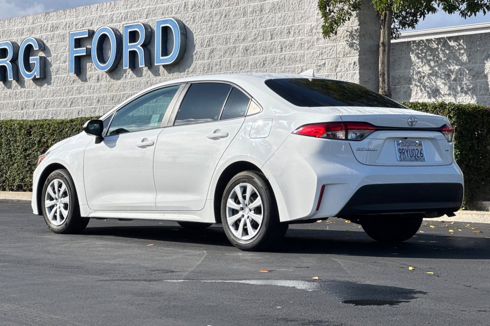 Used 2024 Toyota Corolla LE image 6