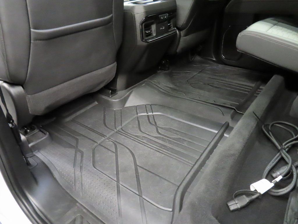 Used 2025 Chevrolet Silverado 2500 ZR2 w/ Technology Package image 54