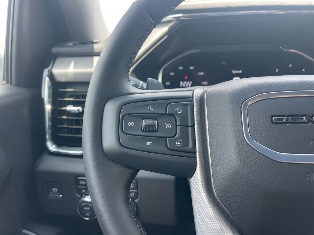 Used 2024 GMC Sierra 1500 Denali w/ Denali Reserve Package image 17