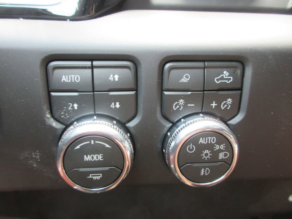 New 2026 GMC Sierra 2500 Denali Ultimate AWD/4WD image 17