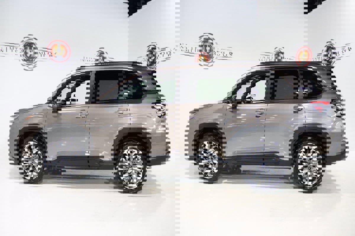 Used 2025 Subaru Forester Touring image 30