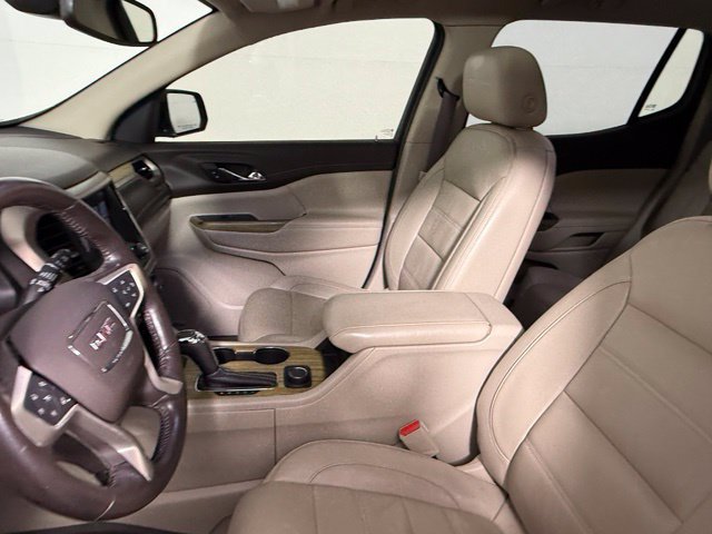 Used 2019 GMC Acadia Denali w/ Technology Package FWD image 31