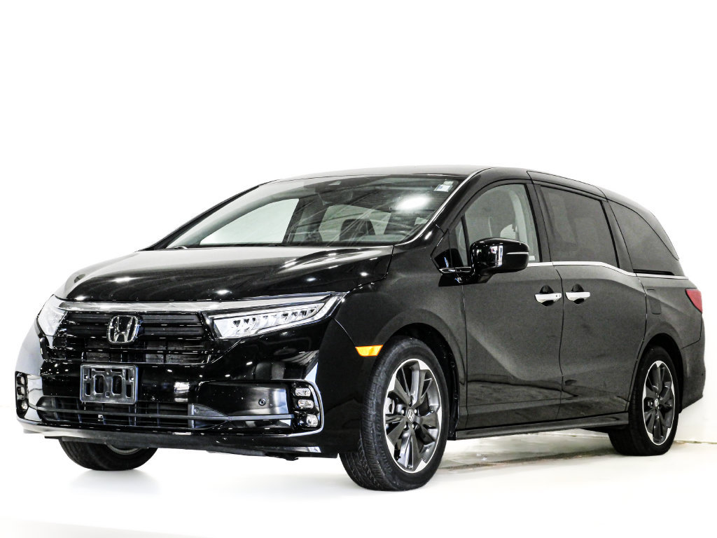 Used 2024 Honda Odyssey Elite image 3