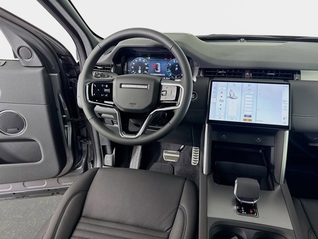 New 2026 Land Rover Discovery Sport Landmark image 25