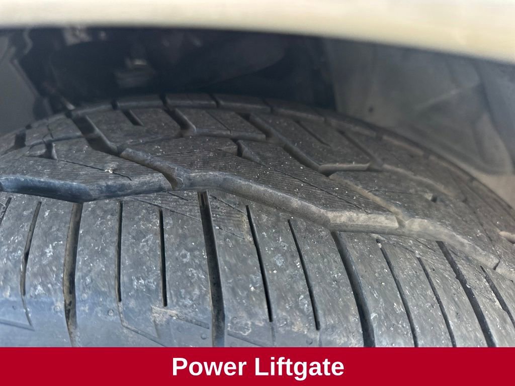 Used 2024 Nissan Armada SL image 12