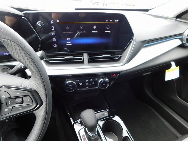 New 2026 Chevrolet Trax LT image 30