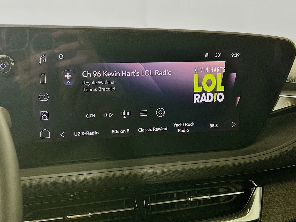 Used 2025 Buick Envista Sport Touring image 20