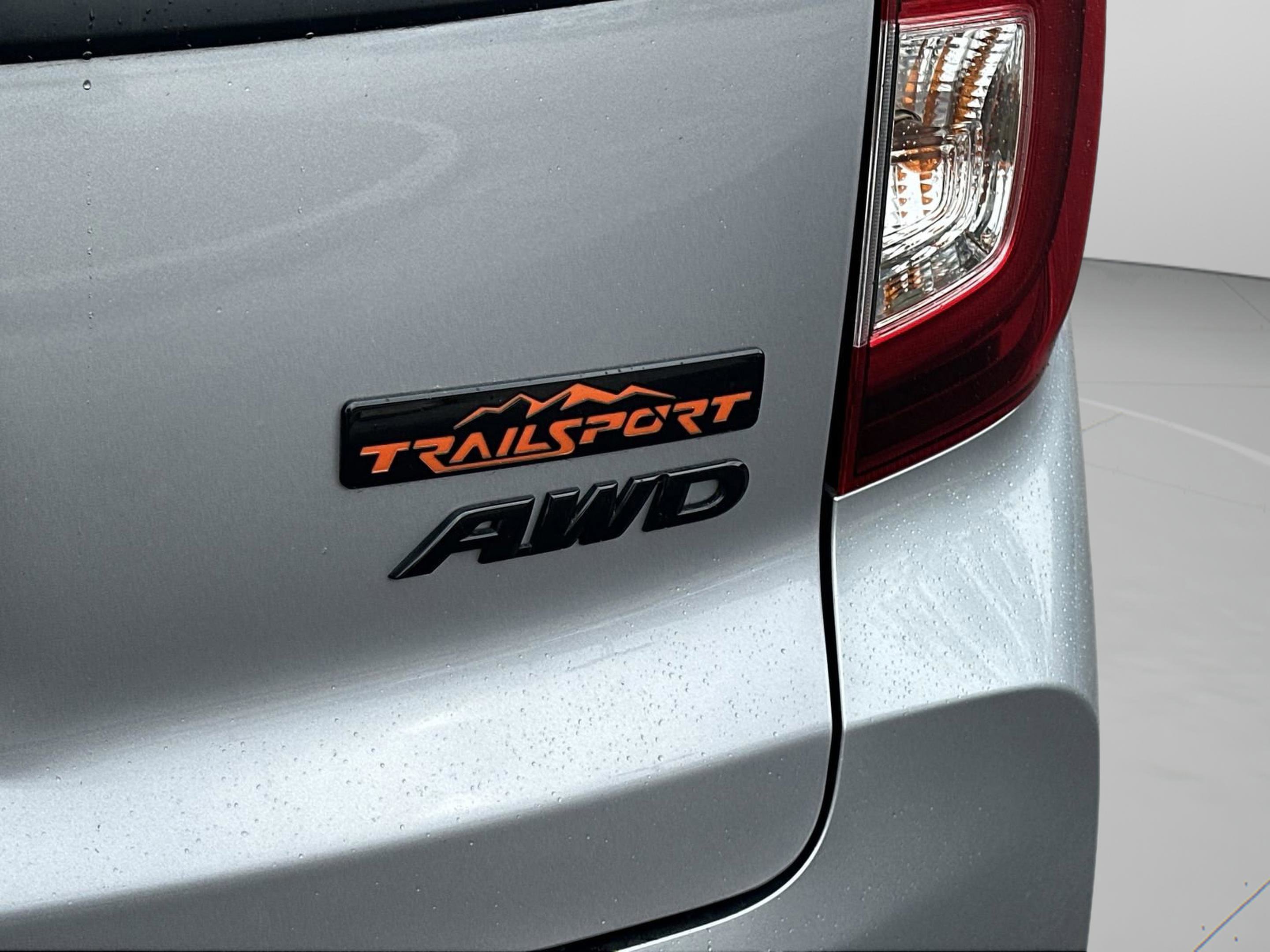 Used 2023 Honda Passport TrailSport image 16