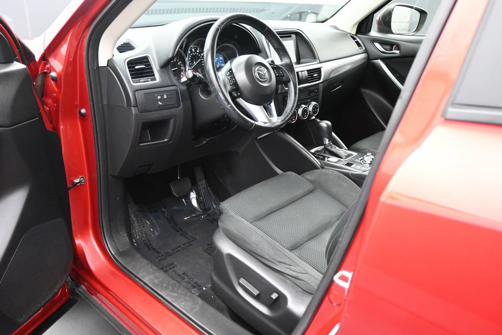 Used 2016 MAZDA CX-5 Touring FWD image 2