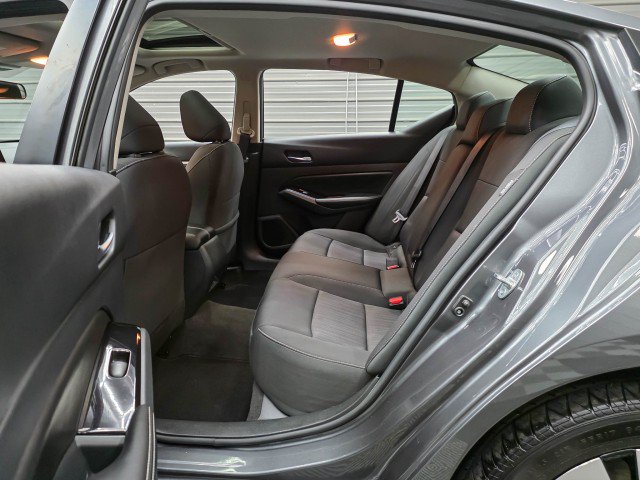Used 2022 Nissan Altima 2.5 SV w/ SV Premium Package AWD/4WD image 15