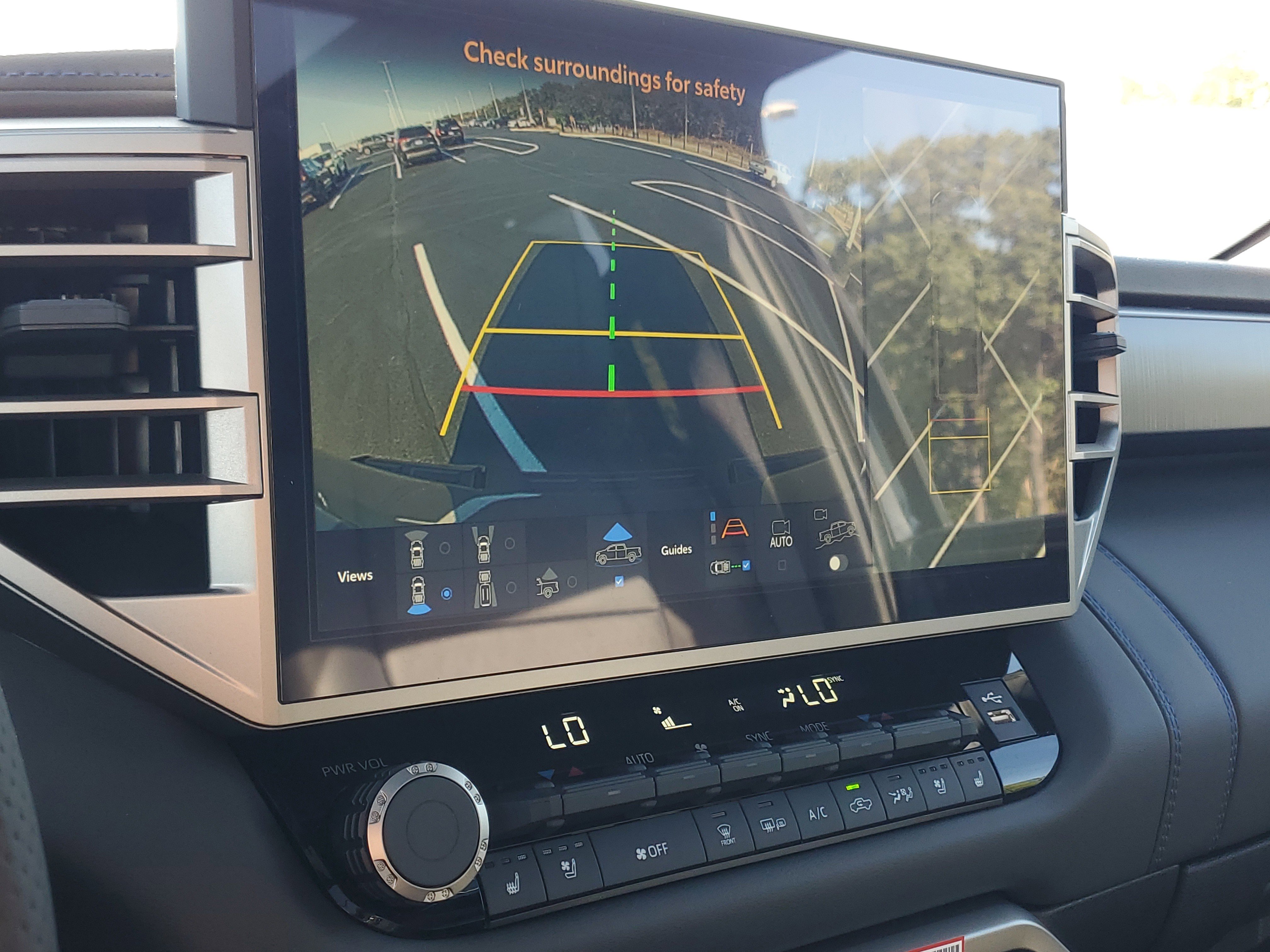 New 2026 Toyota Tundra Platinum w/ TRD Off-Road Package image 33