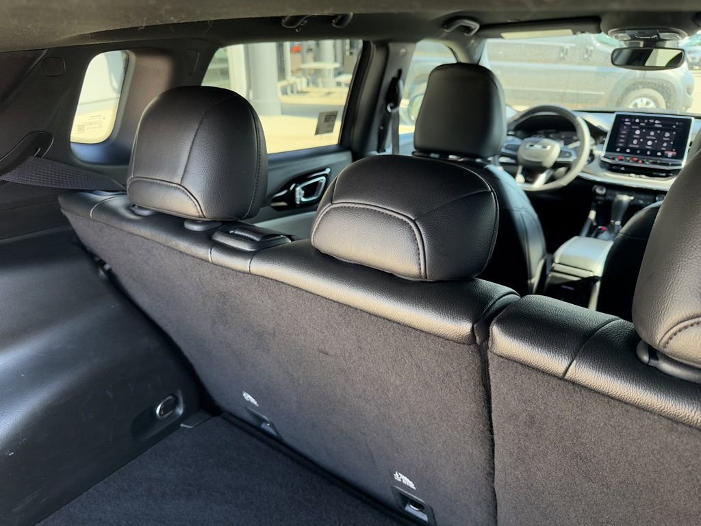 Used 2024 Jeep Compass Limited AWD/4WD image 16