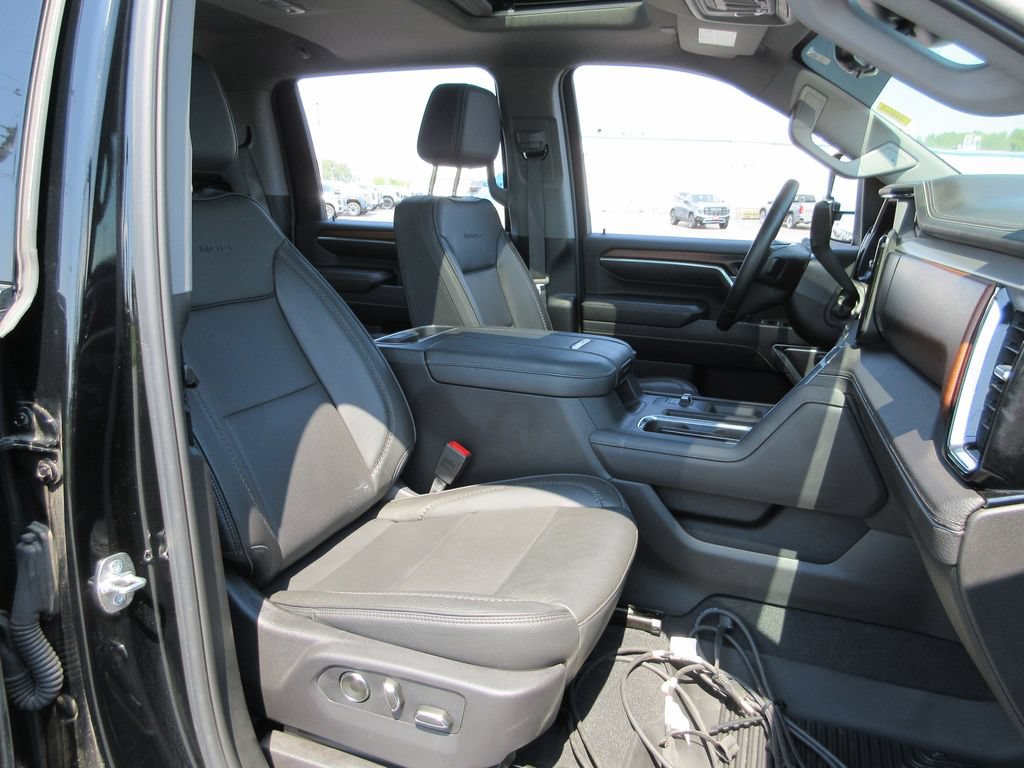 Used 2024 GMC Sierra 2500 Denali w/ Denali Reserve Package AWD/4WD image 27