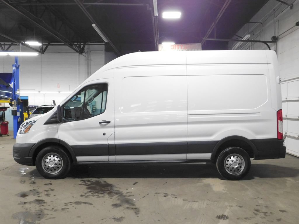 Used 2022 Ford Transit 250 148 High Roof AWD image 10
