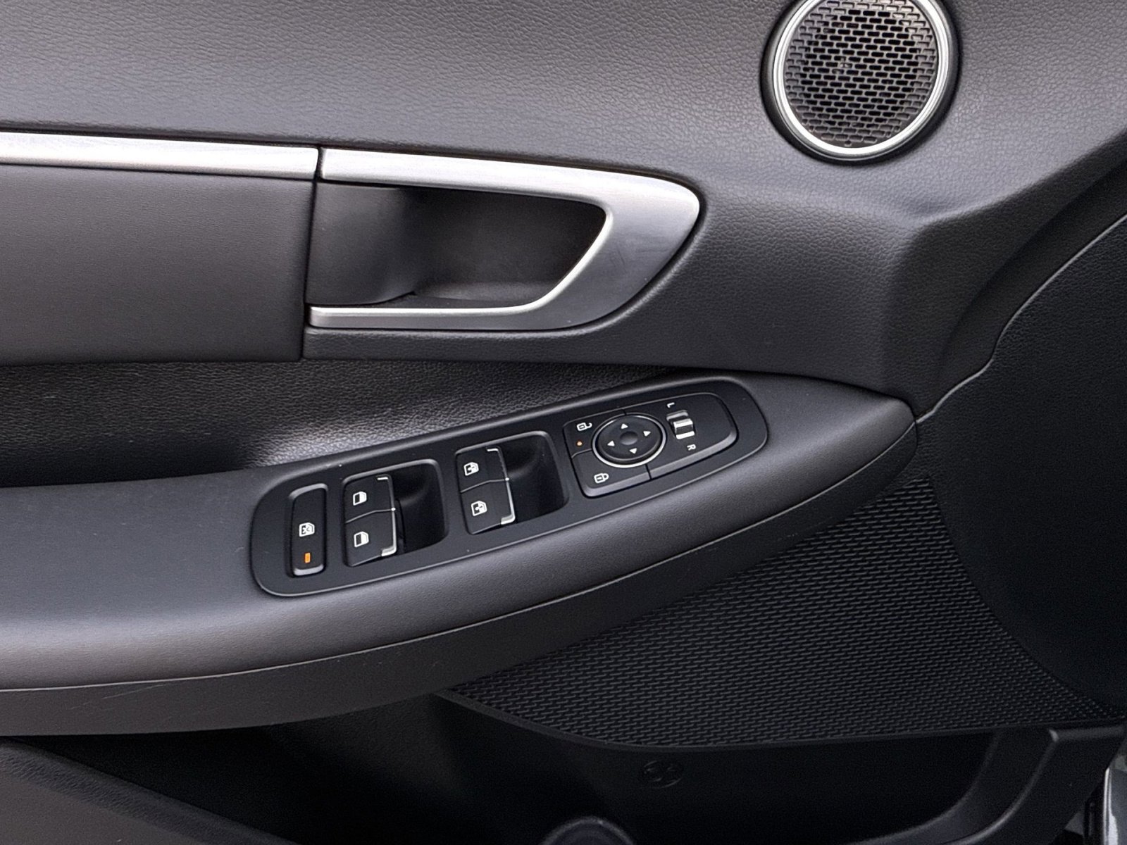 Certified 2025 Hyundai Sonata SEL image 15